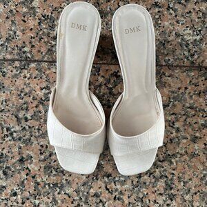 DMK Block Heel Sandals - White